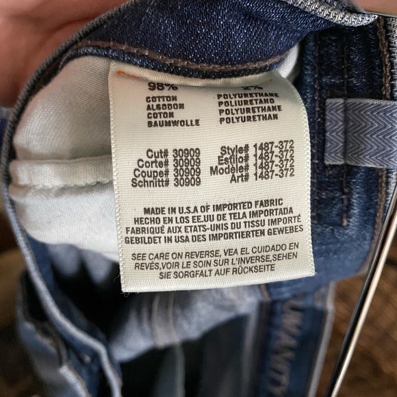 Citizens of Humanity Cropped Jeans - Picture 6 of 7